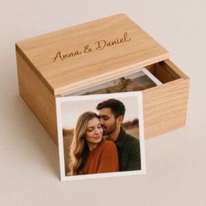 Caja de madera con impresiones